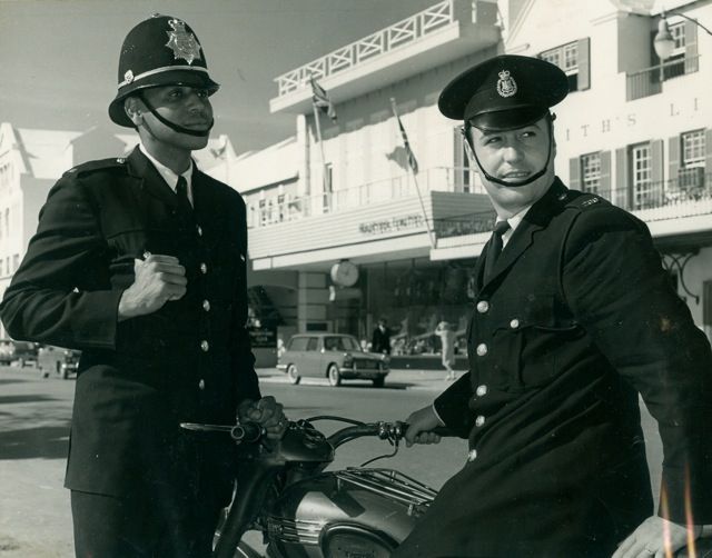 lh  lynn and andy on front street